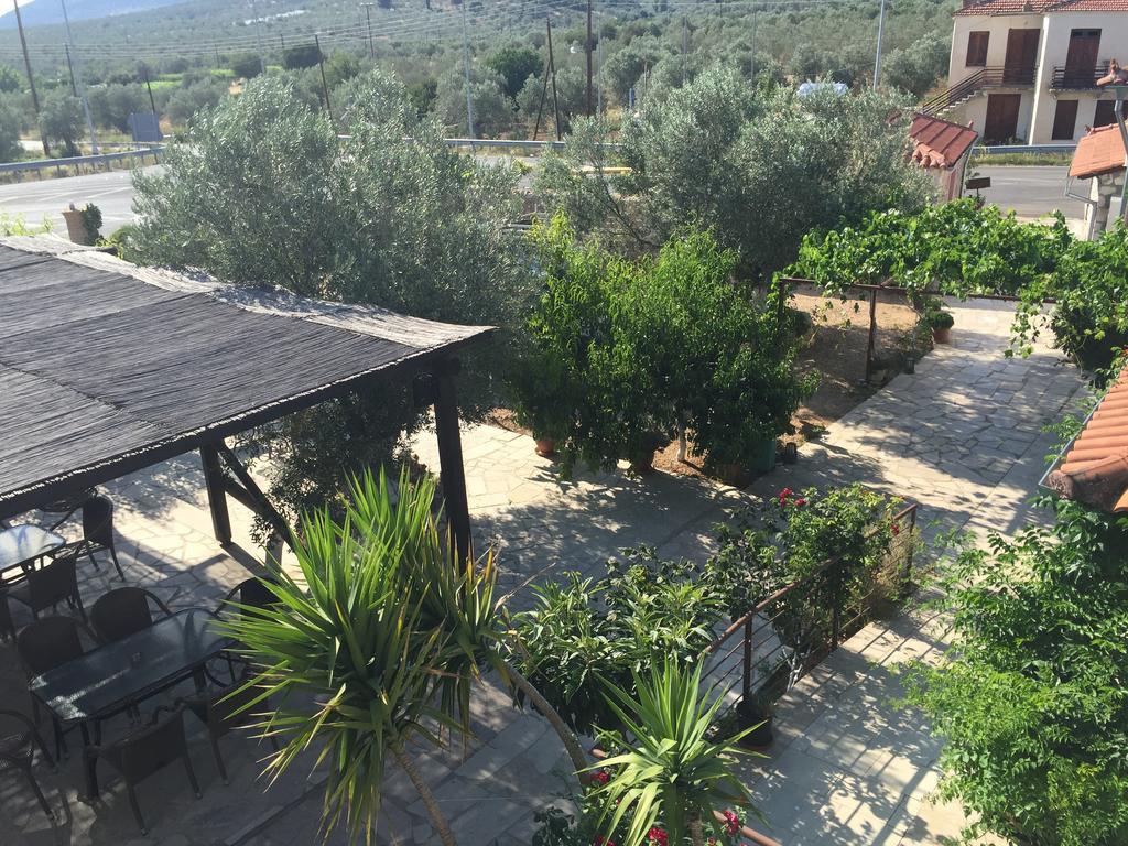 Hani Inn Ligourio Exterior foto